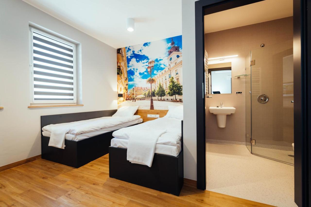 Blue Hotel Kaliszki 外观 照片