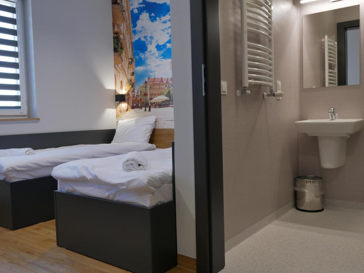 Blue Hotel Kaliszki 外观 照片
